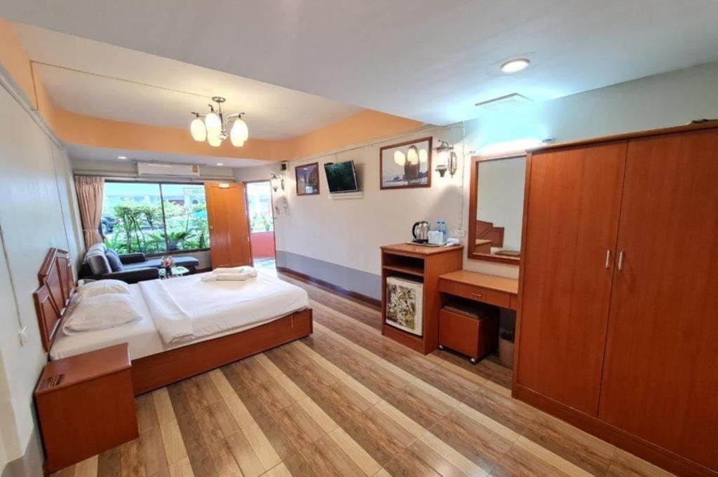 Phu Nga Hotel Natai 海滩 外观 照片