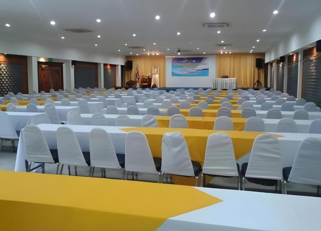 Phu Nga Hotel Natai 海滩 外观 照片